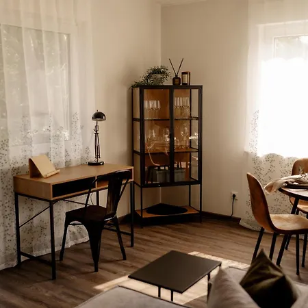 Lieblingsplatz By Julia & Tom كيسيلسدورف